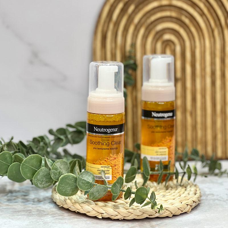 فوم شوینده زردچوبه نوتروژینا